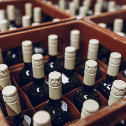 Customizing Your Wine Packaging: A Guide to Wine Shipping Box Options